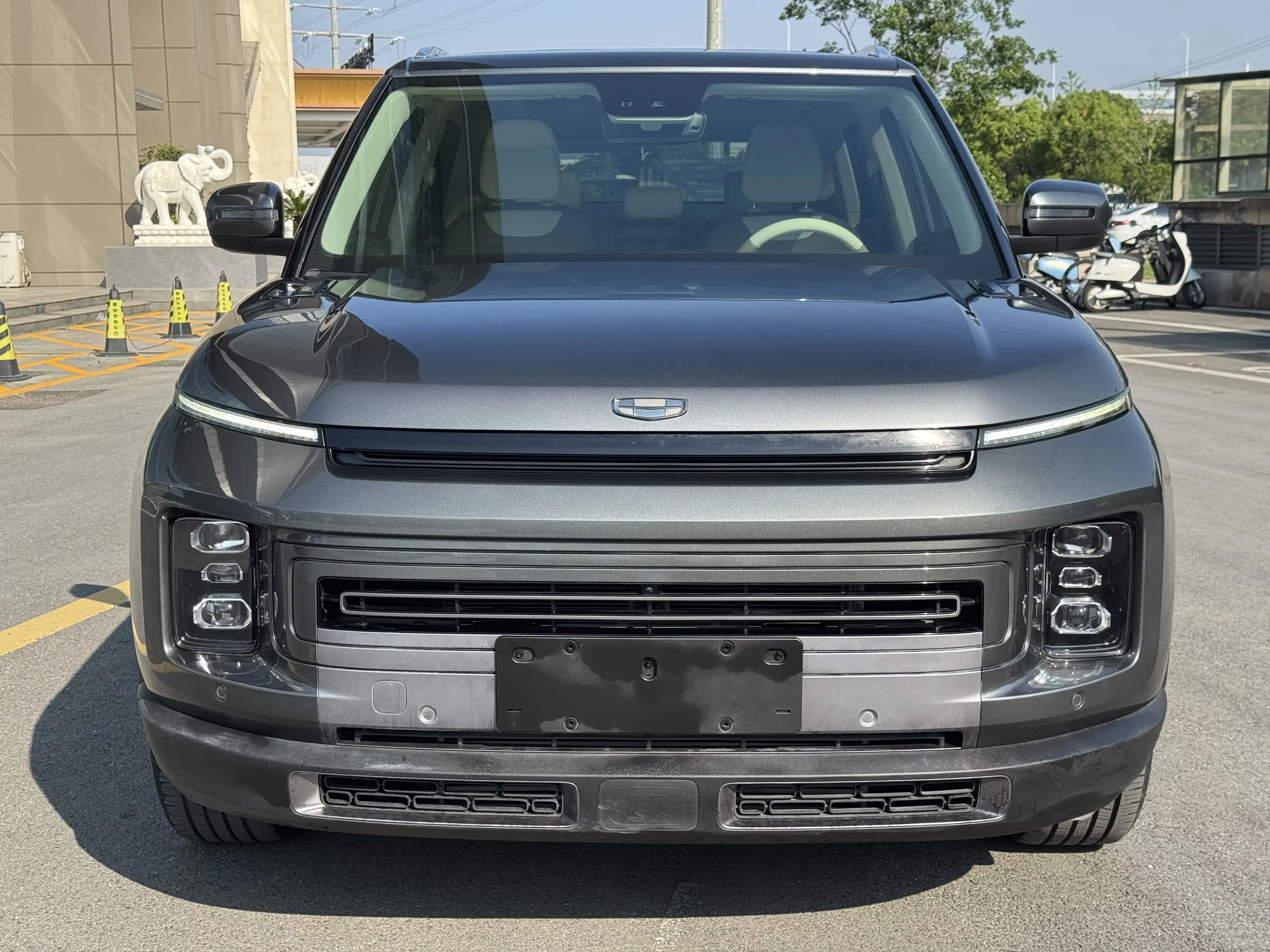 Geely ICON