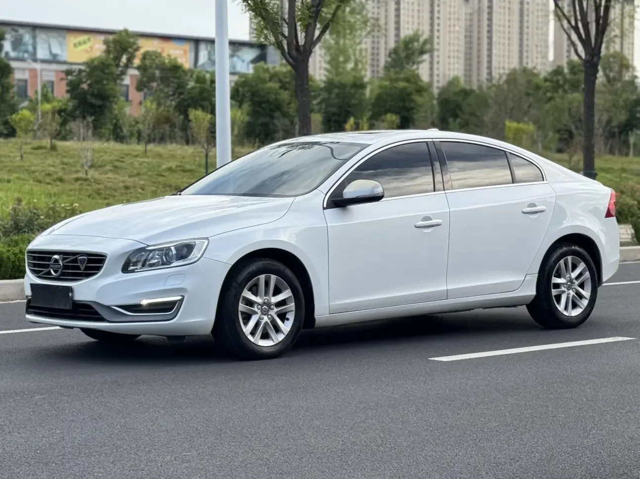 Volvo S60