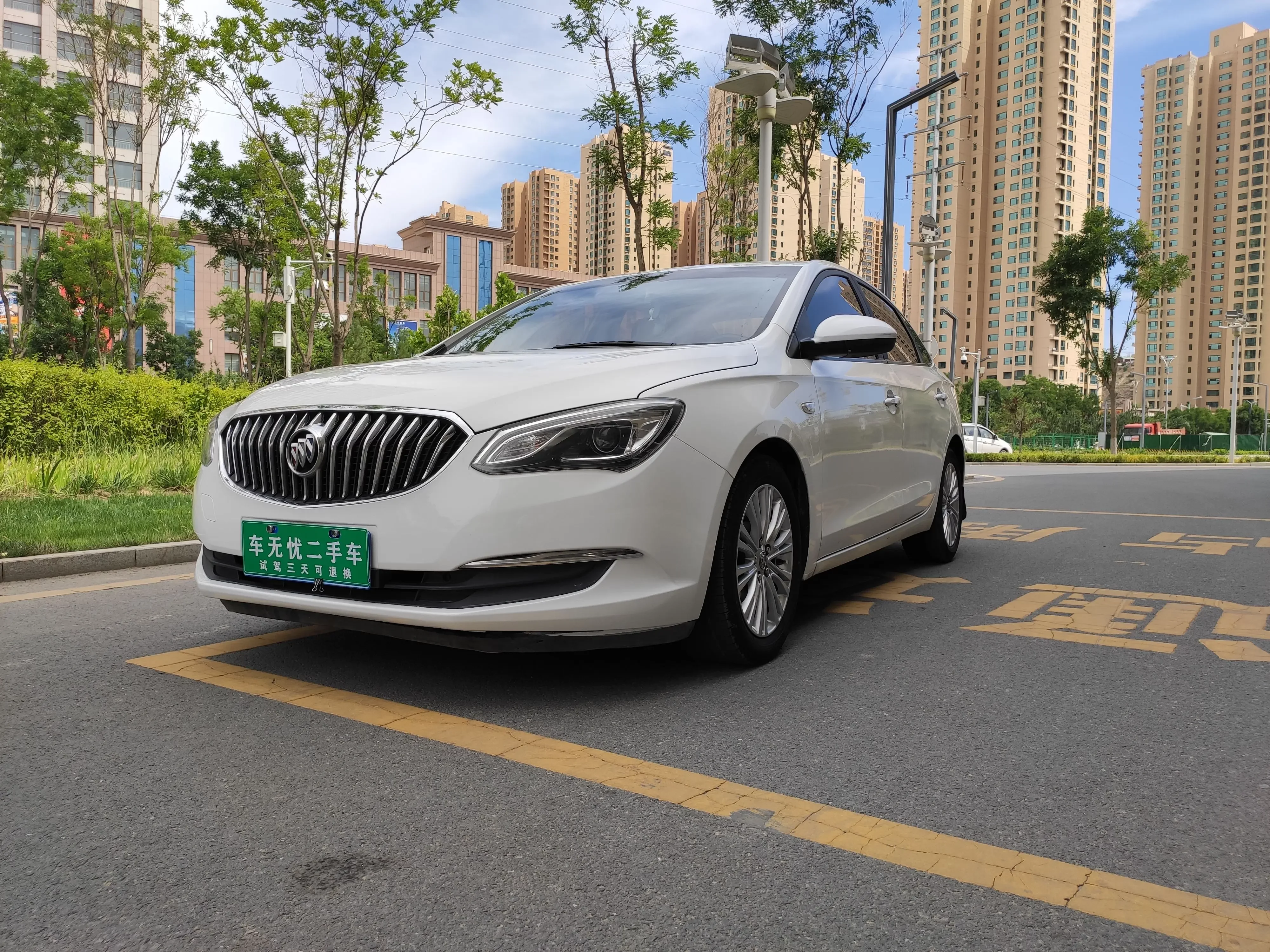 Buick Yinglang