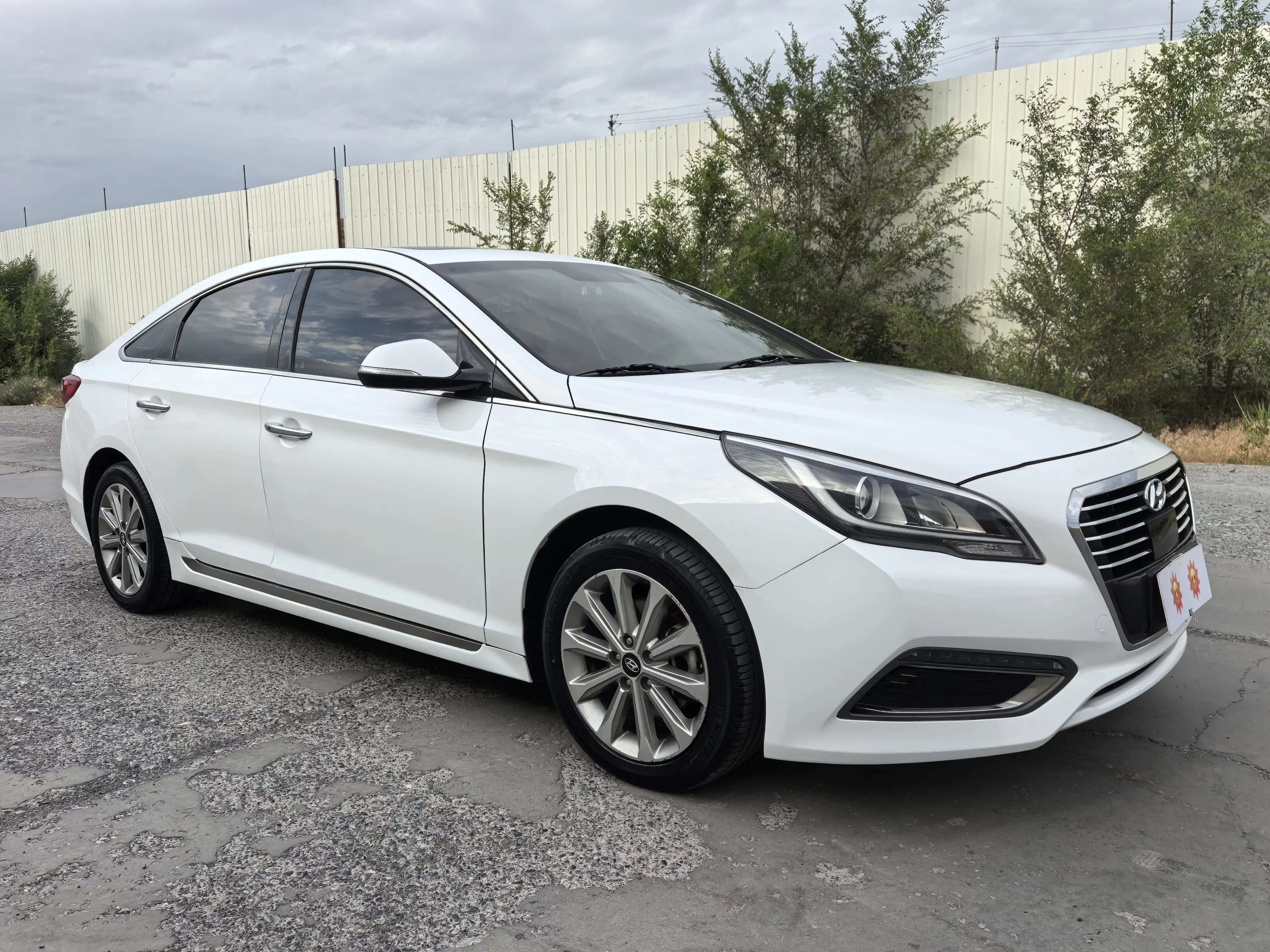 Hyundai sonata nine