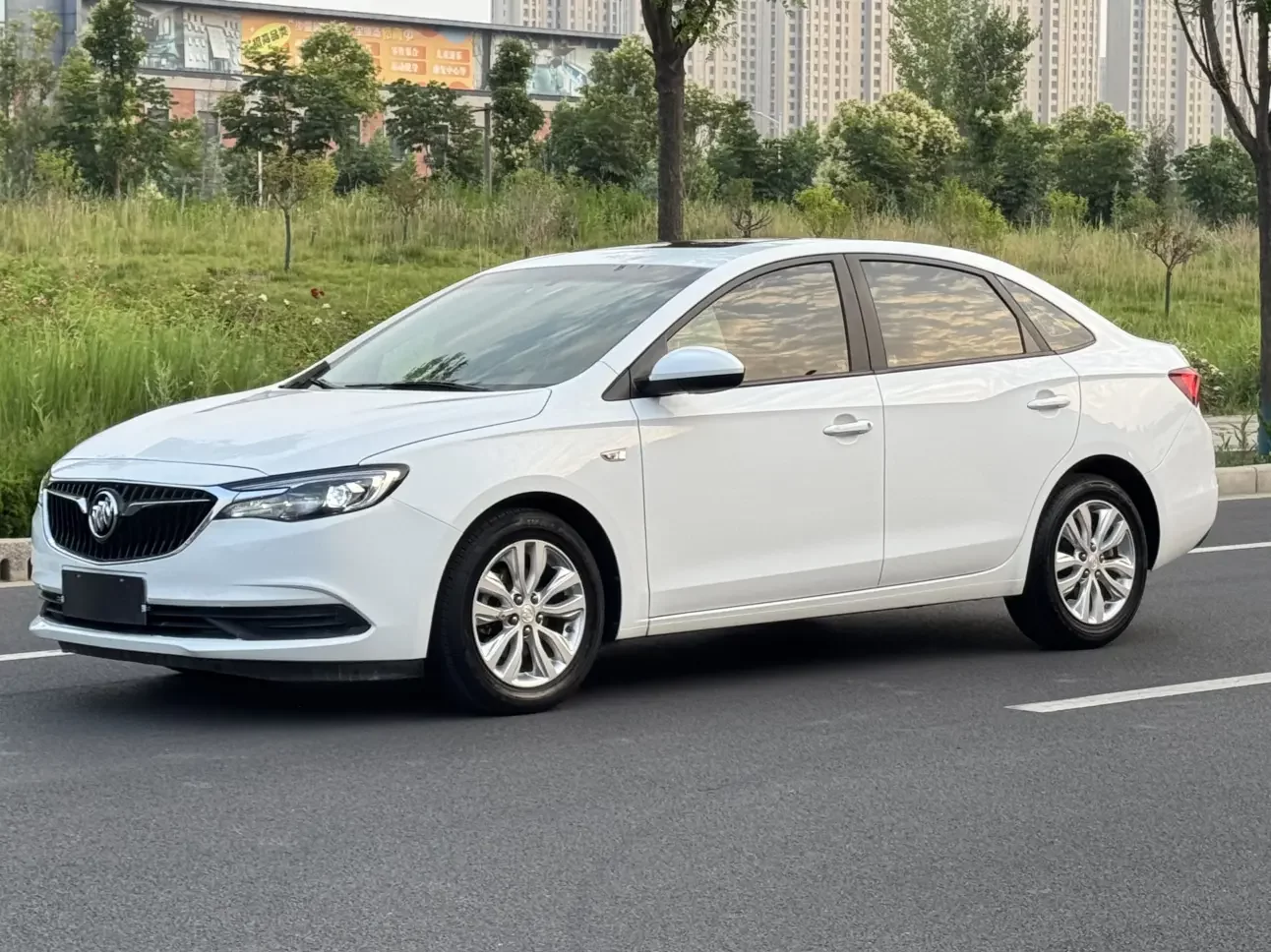 Buick Yinglang
