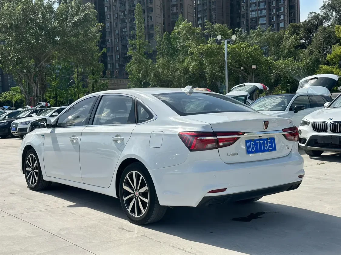 Roewe i6 Classic