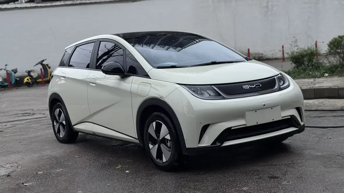 BYD dolphin