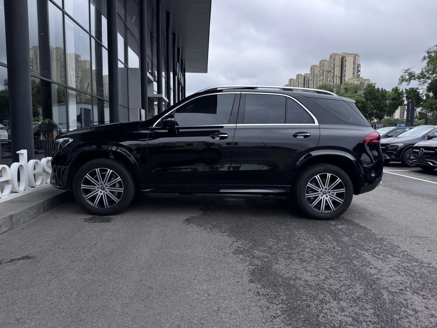 Mercedes-Benz GLE (Imported)