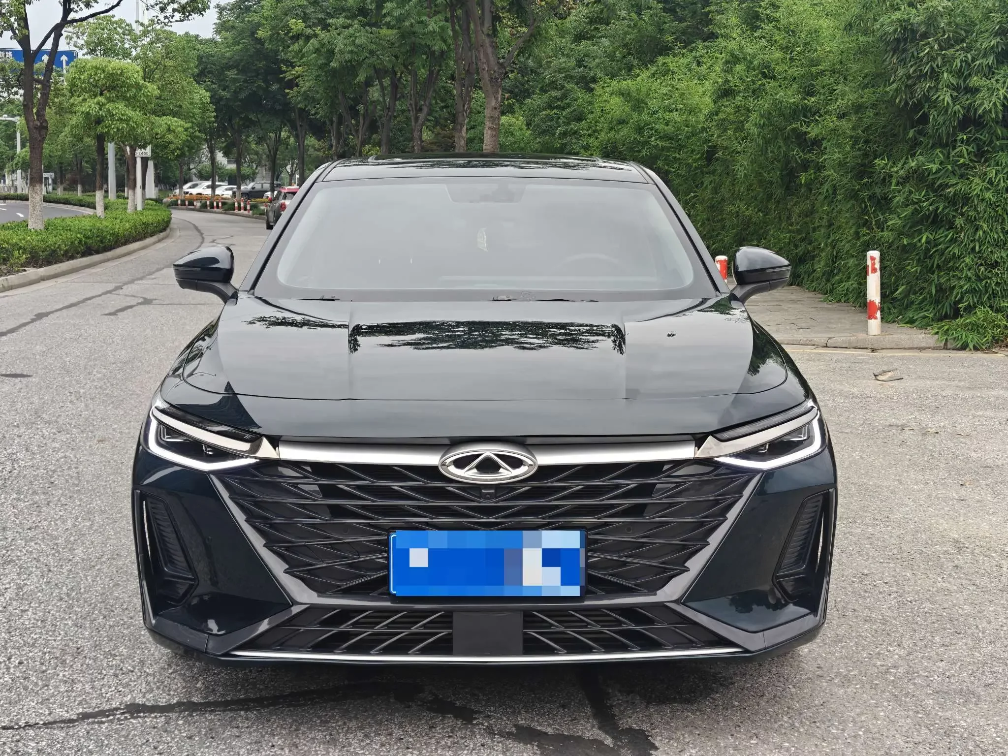 Chery Arrizo 8