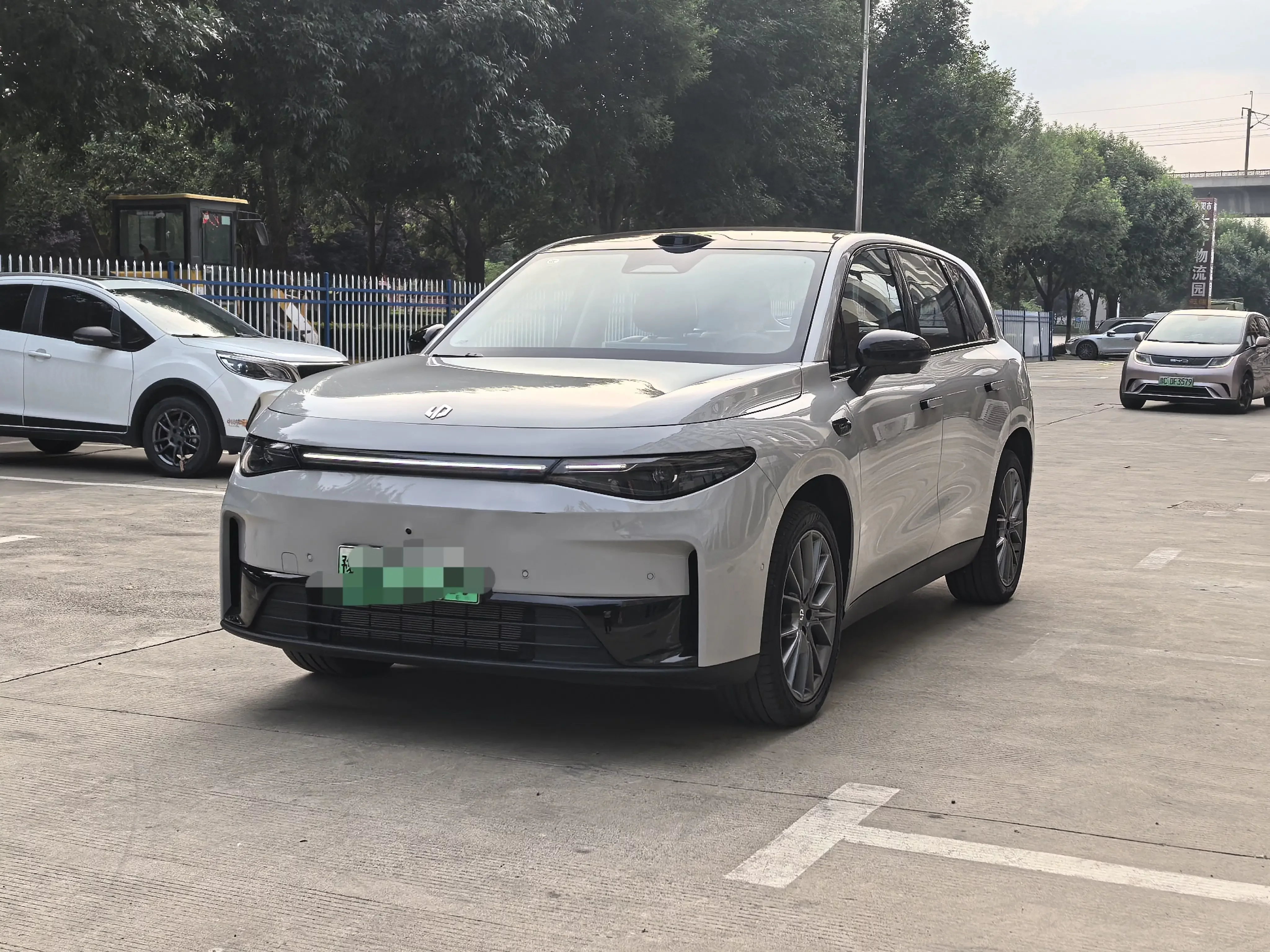 Leapmotor Zero running C10