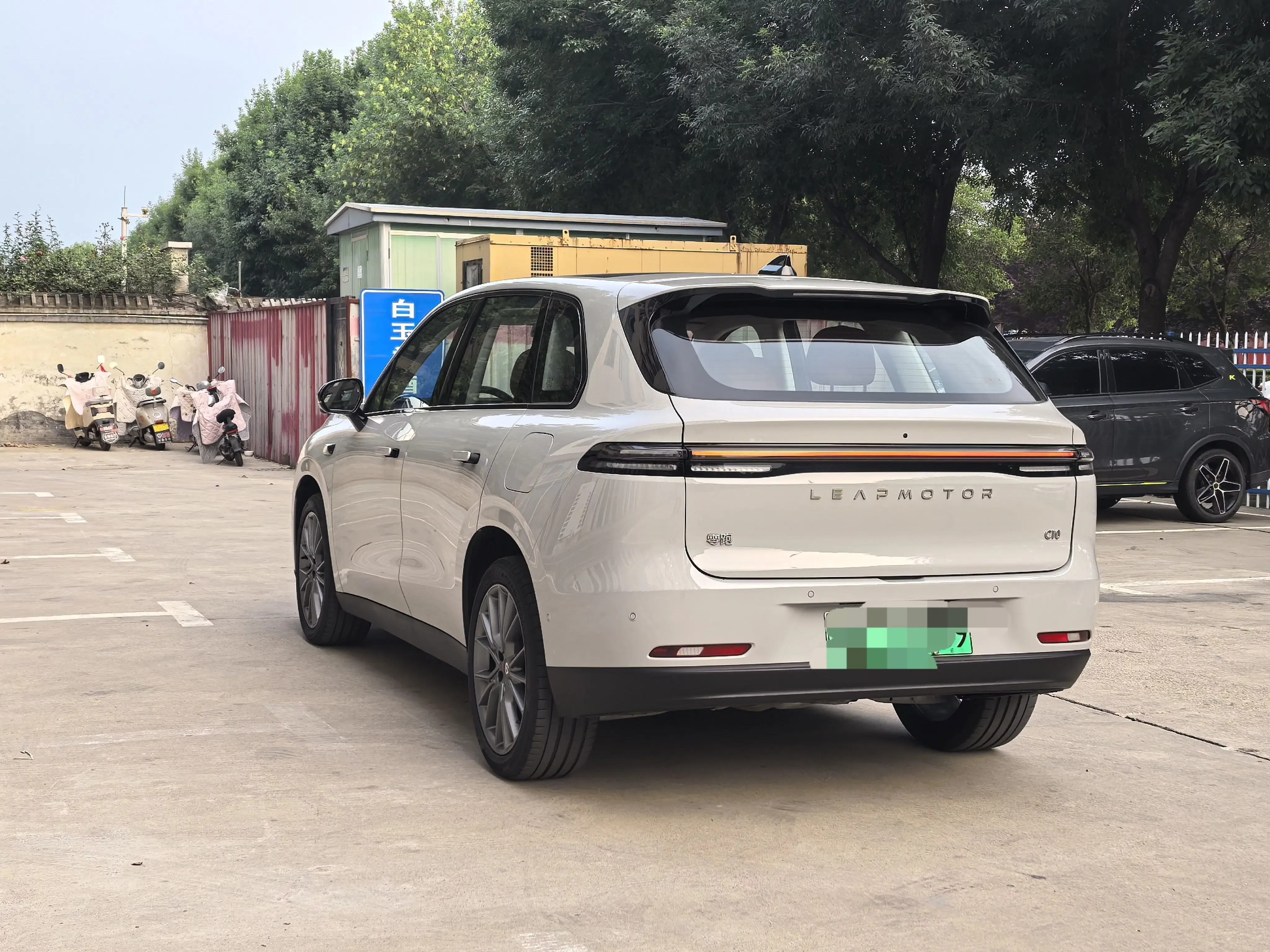 Leapmotor Zero running C10