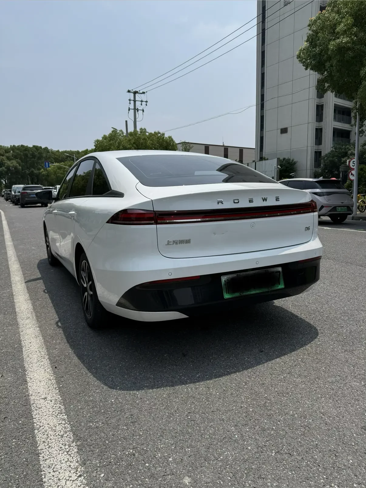 Roewe D6