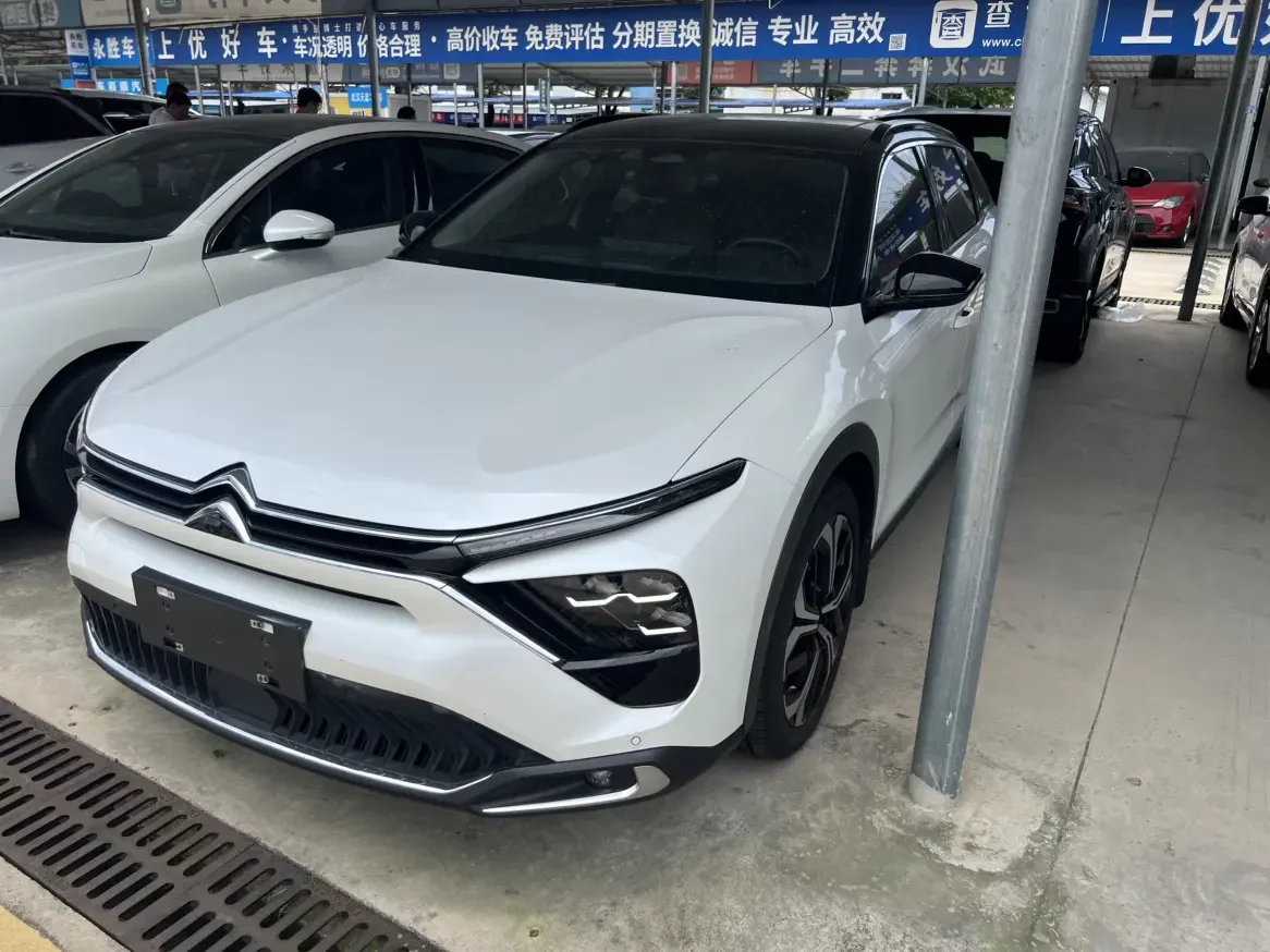 Citroën Versailles C5 X