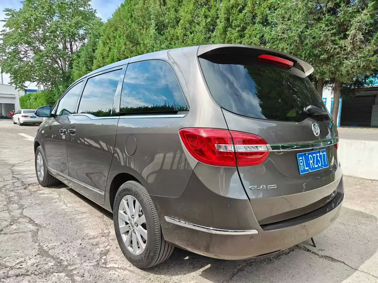 Buick GL8
