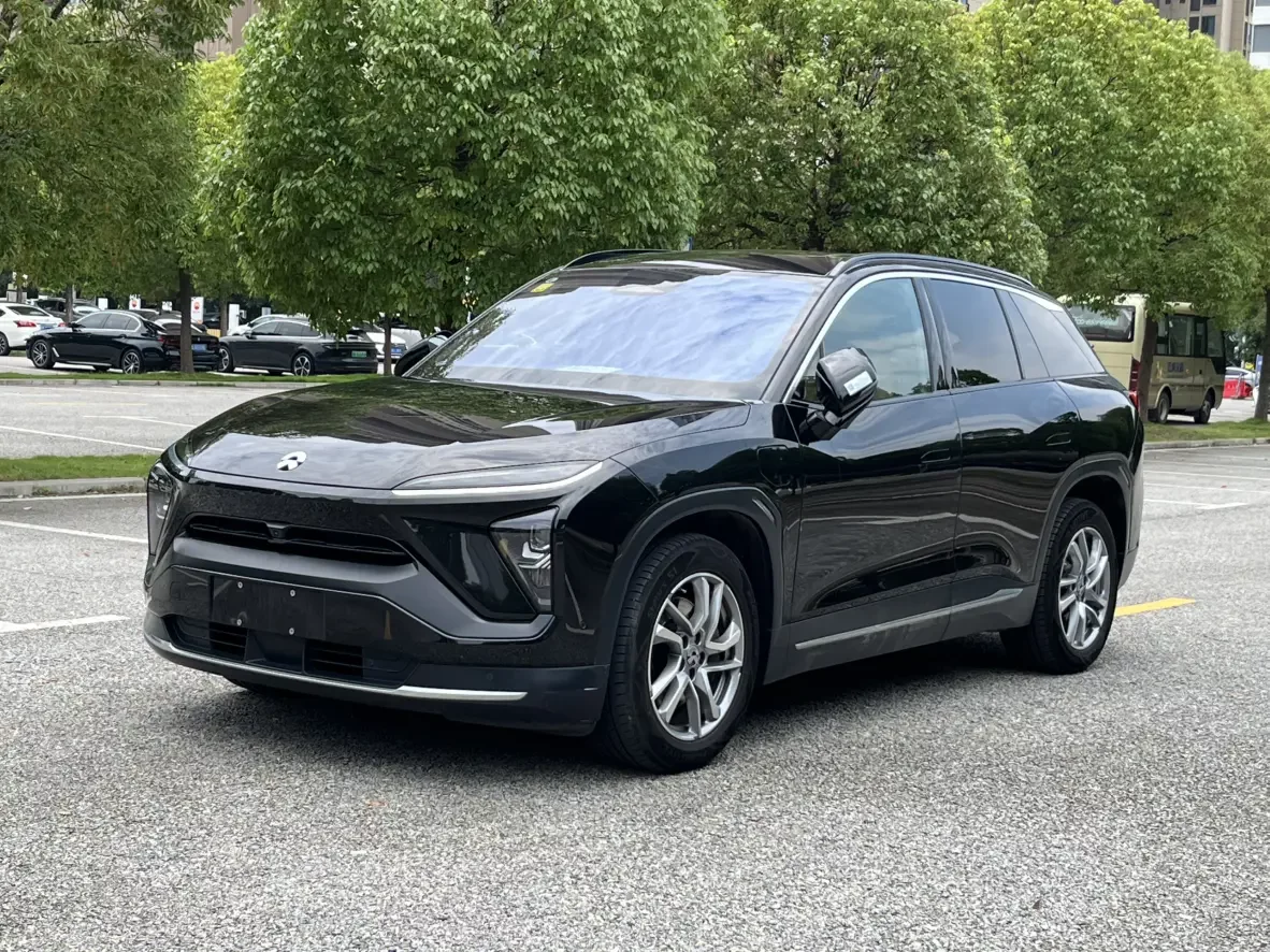 NIO ES6