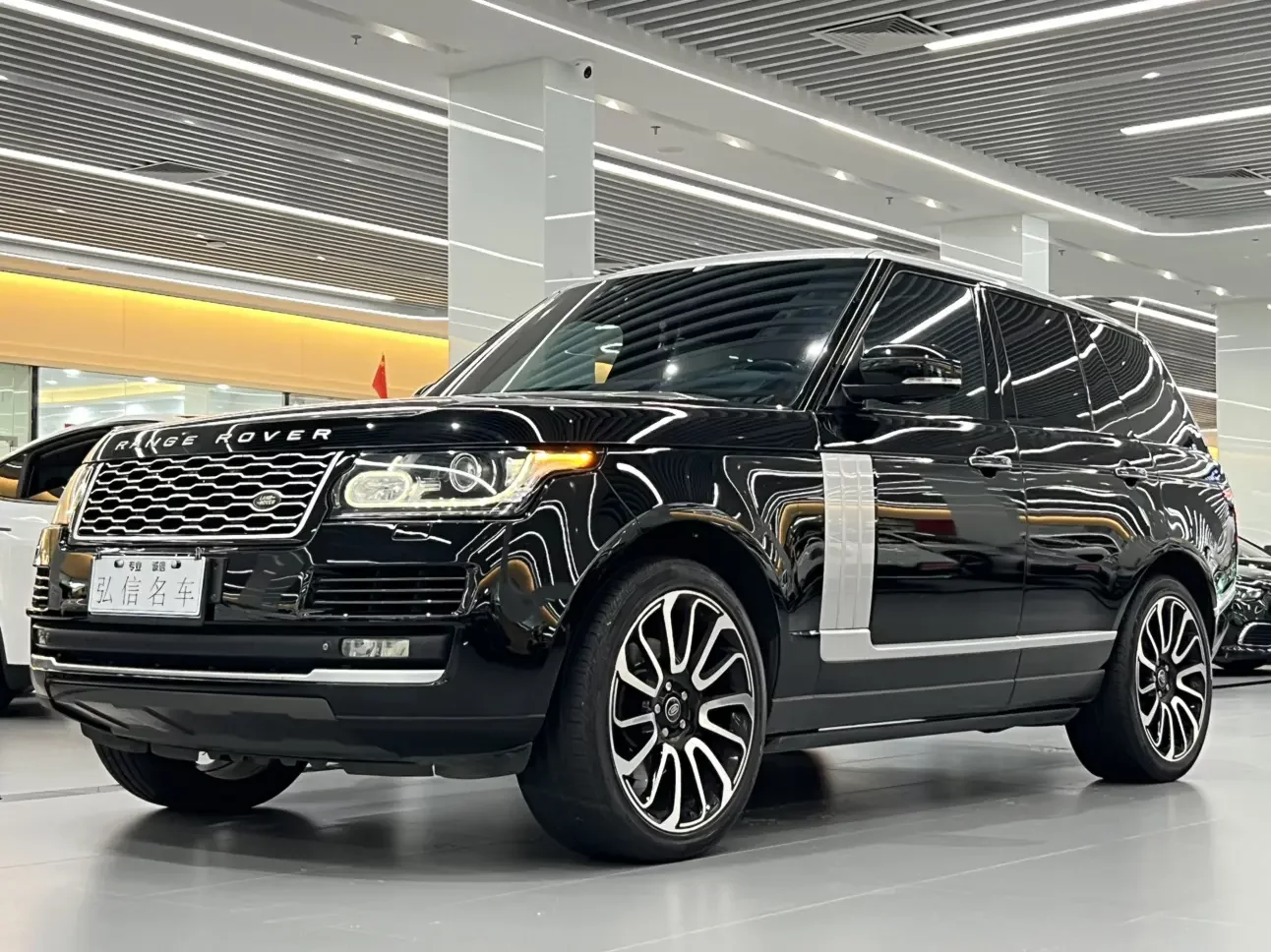 Land Rover range rover