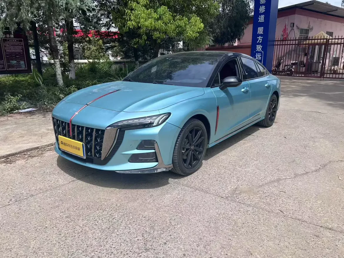 Hongqi H6