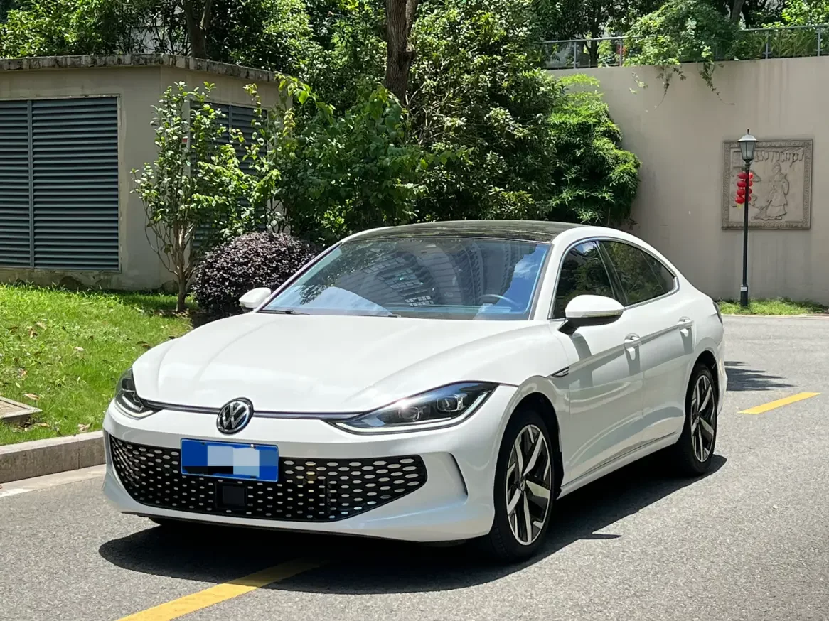 Volkswagen Lamando