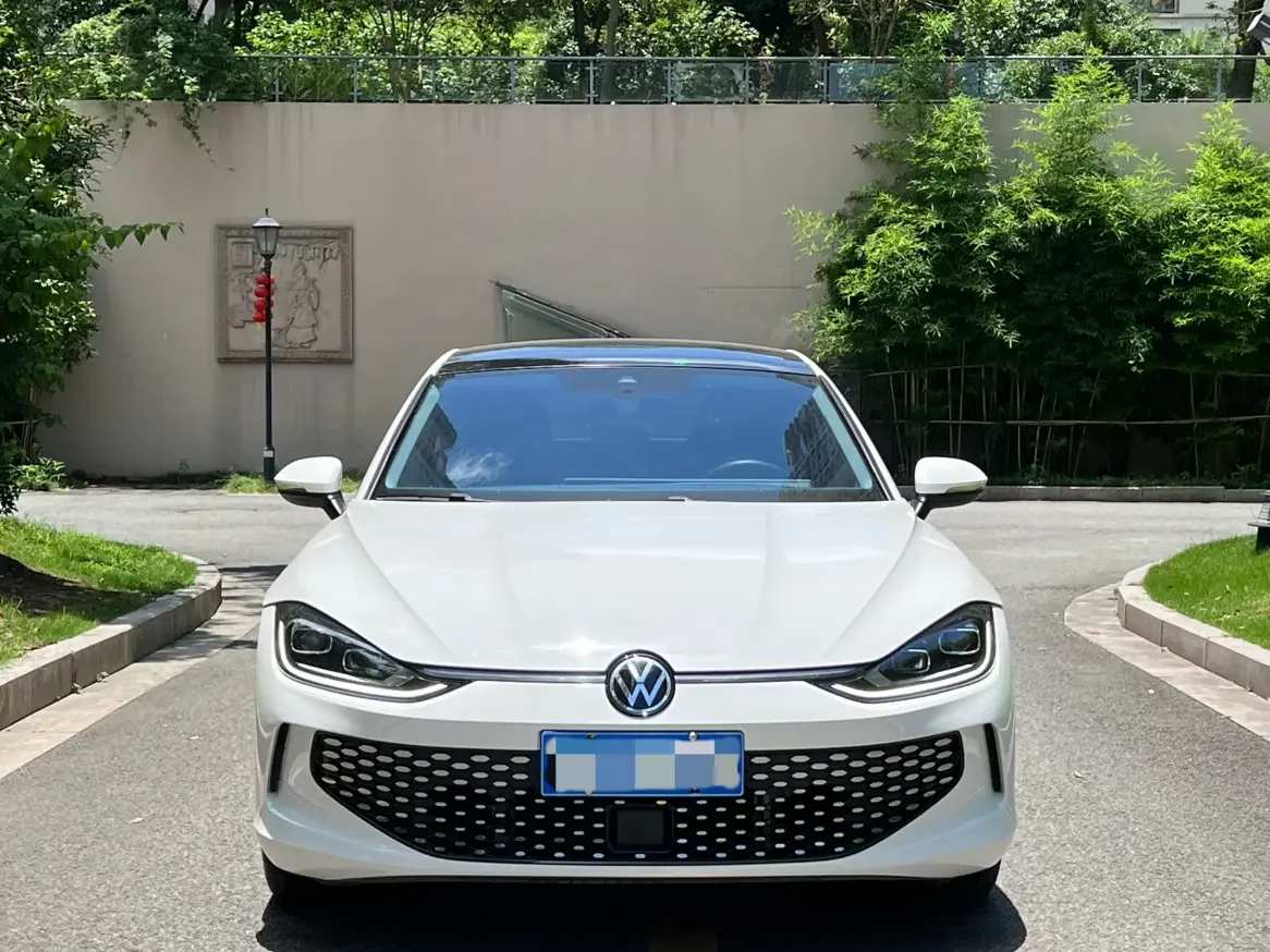 Volkswagen Lamando