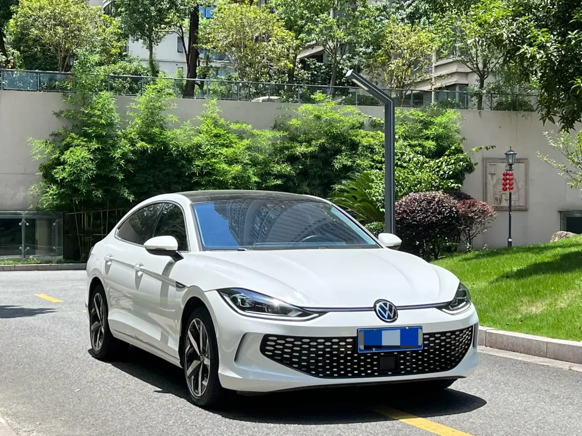 Volkswagen Lamando