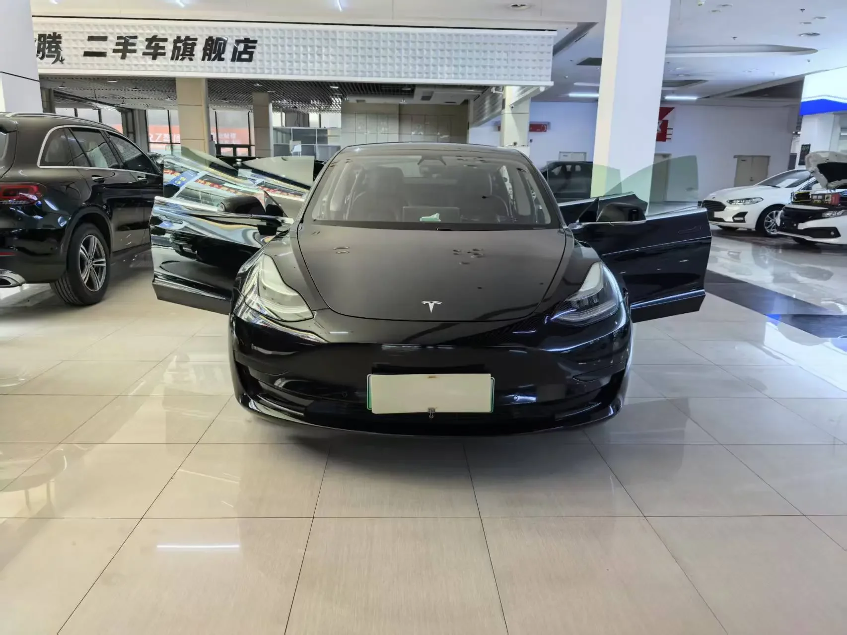 Tesla Model 3  из Китая