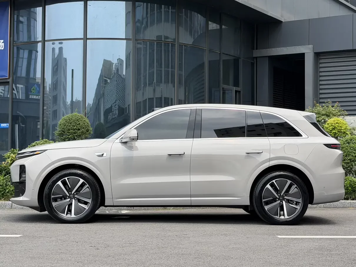 Lixiang L6