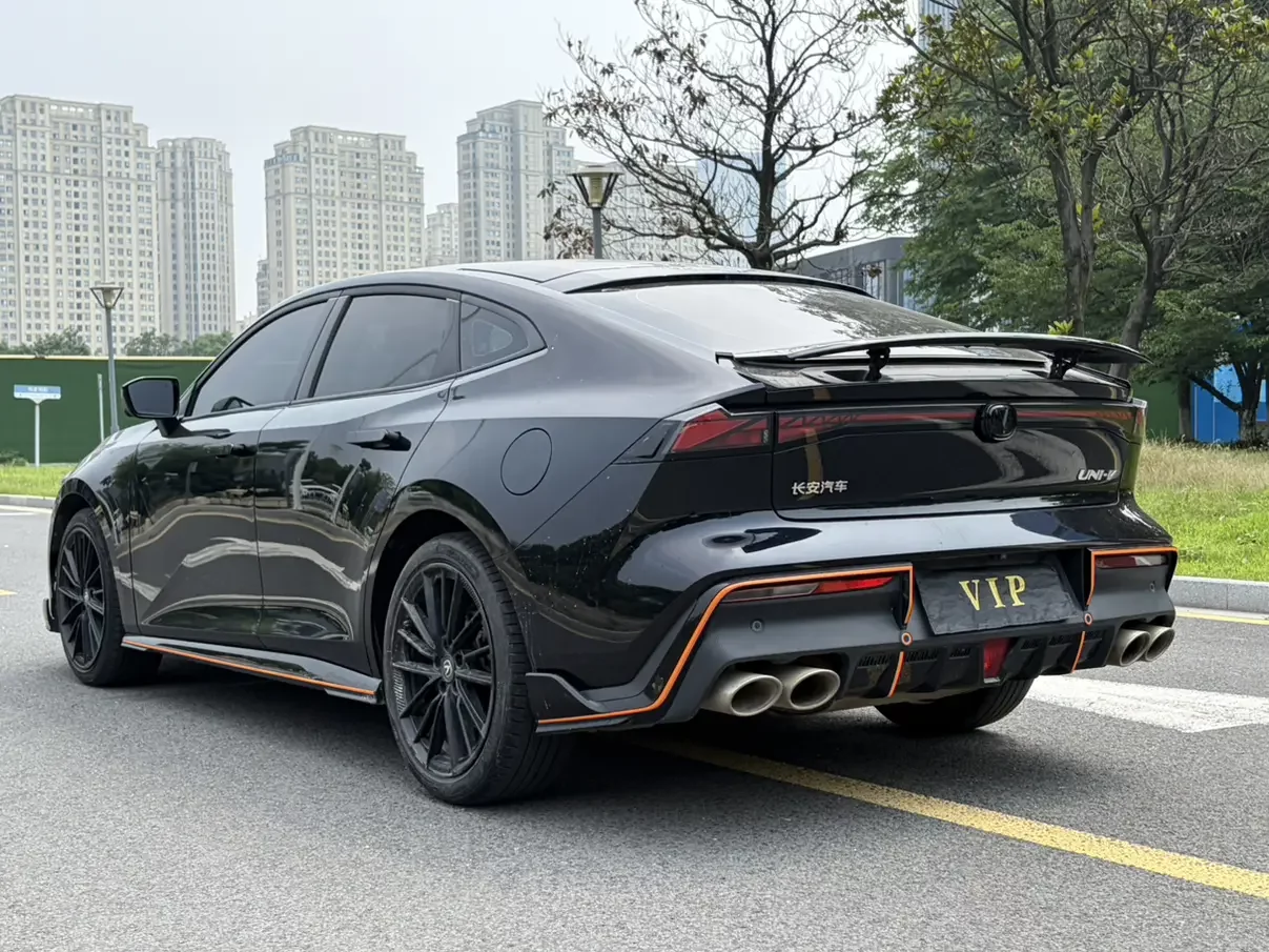 Changan UNI-V