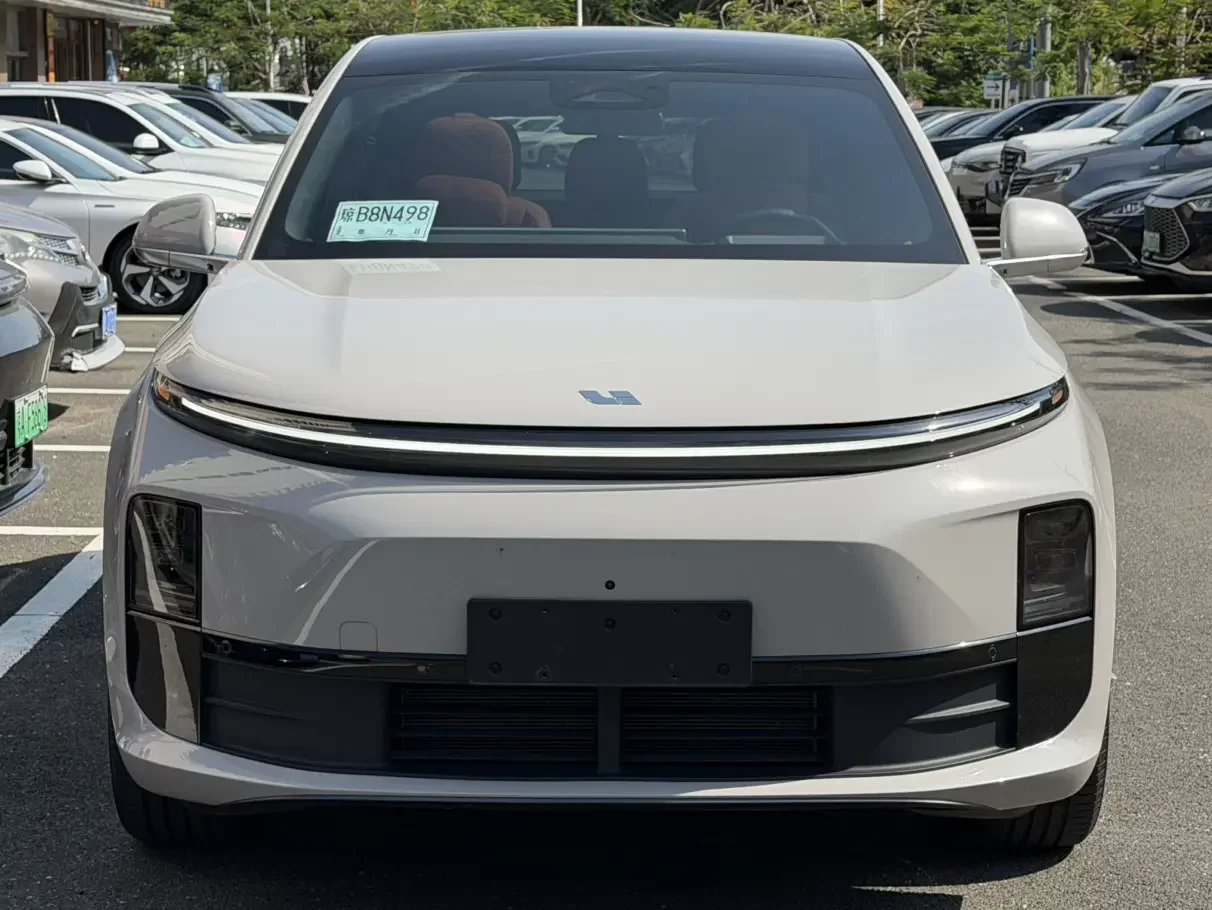 Lixiang L6