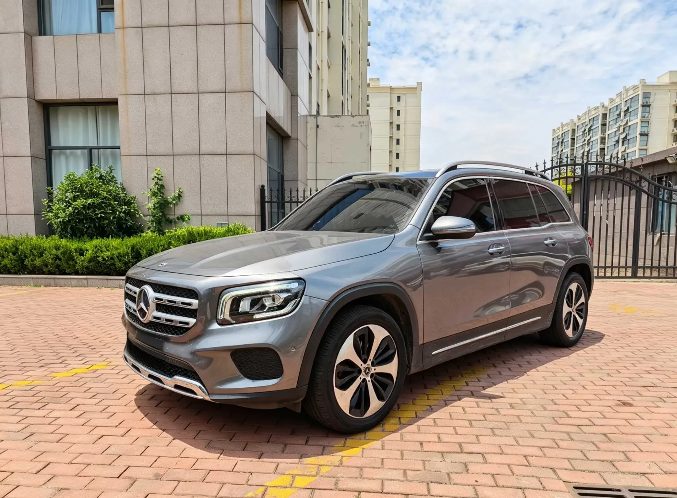 Mercedes-Benz GLB