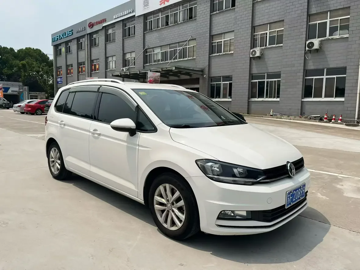 Volkswagen Touran L