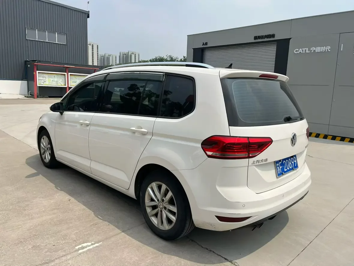 Volkswagen Touran L