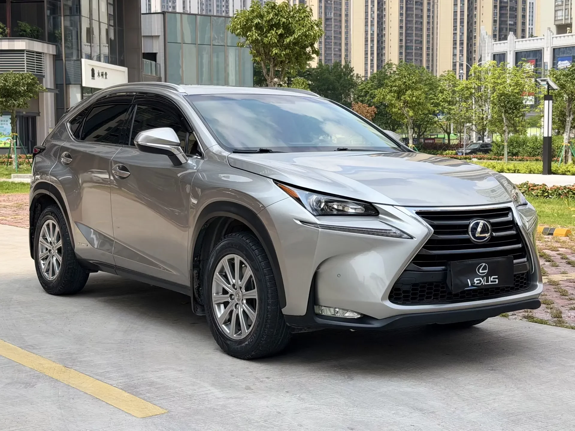 Lexus NX