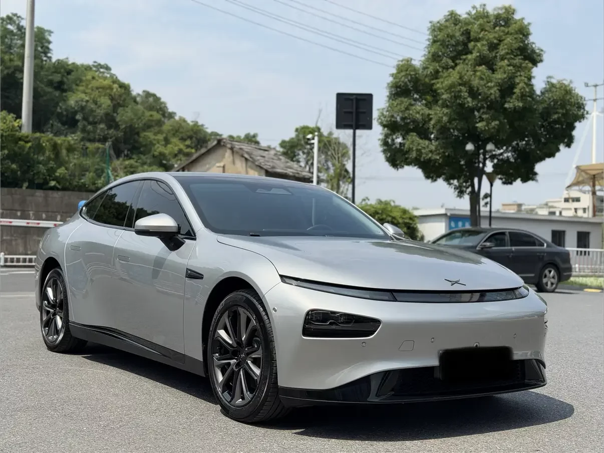 Xpeng P7