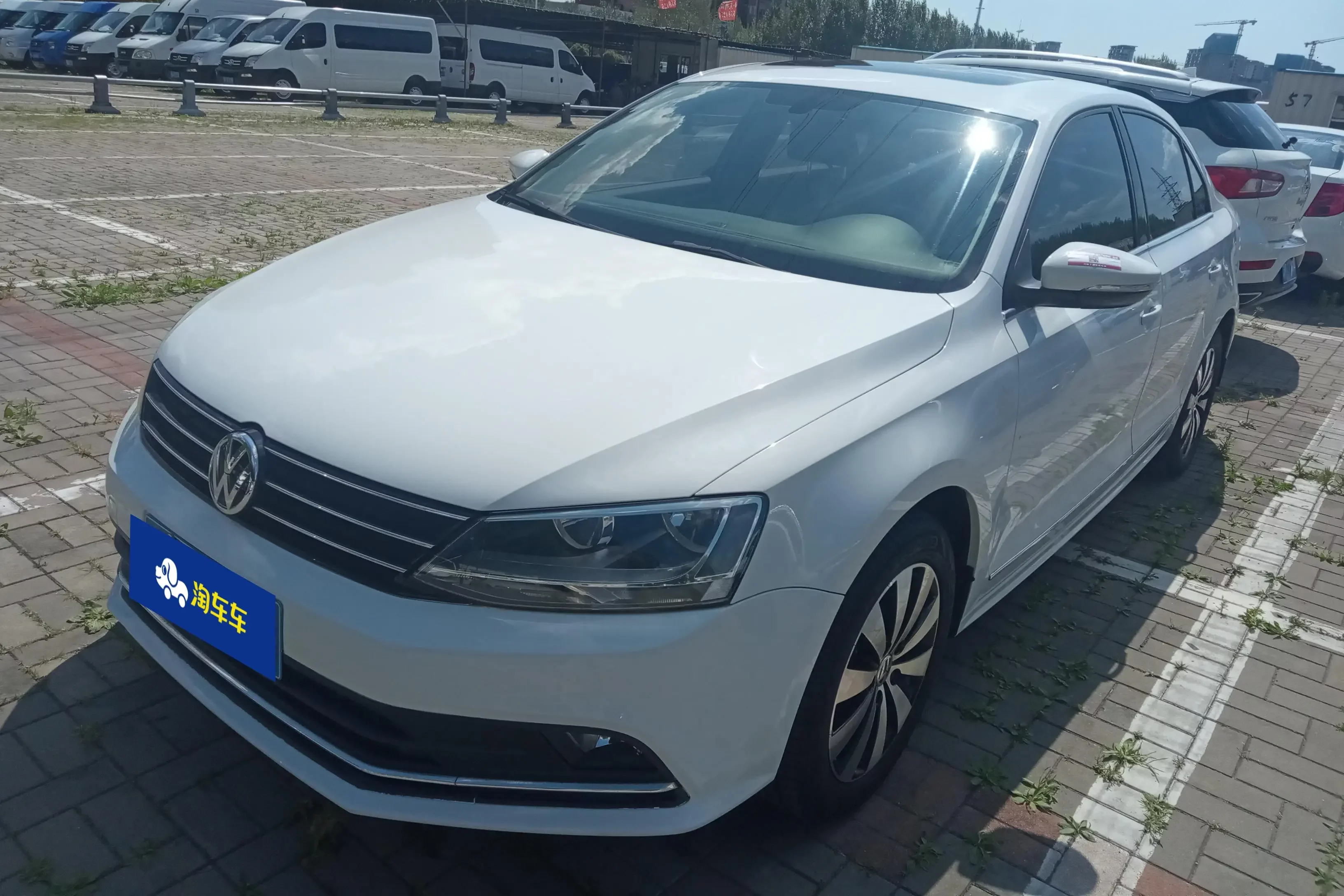 Volkswagen Sagitar