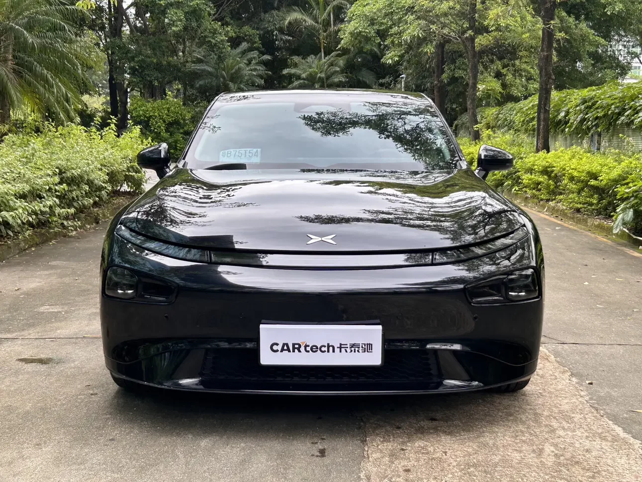 Xpeng P7