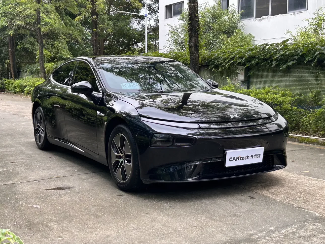Xpeng P7