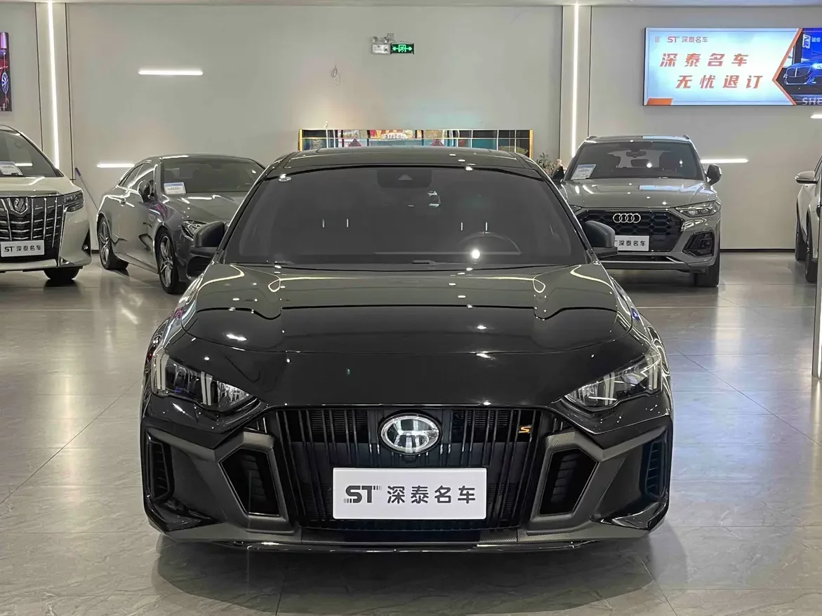 GAC Trumpchi Empow  из Китая