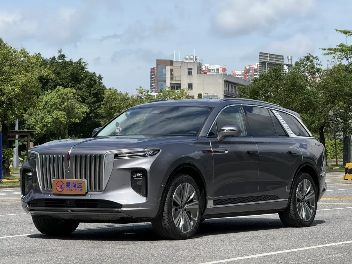 Hongqi E-HS9  из Китая