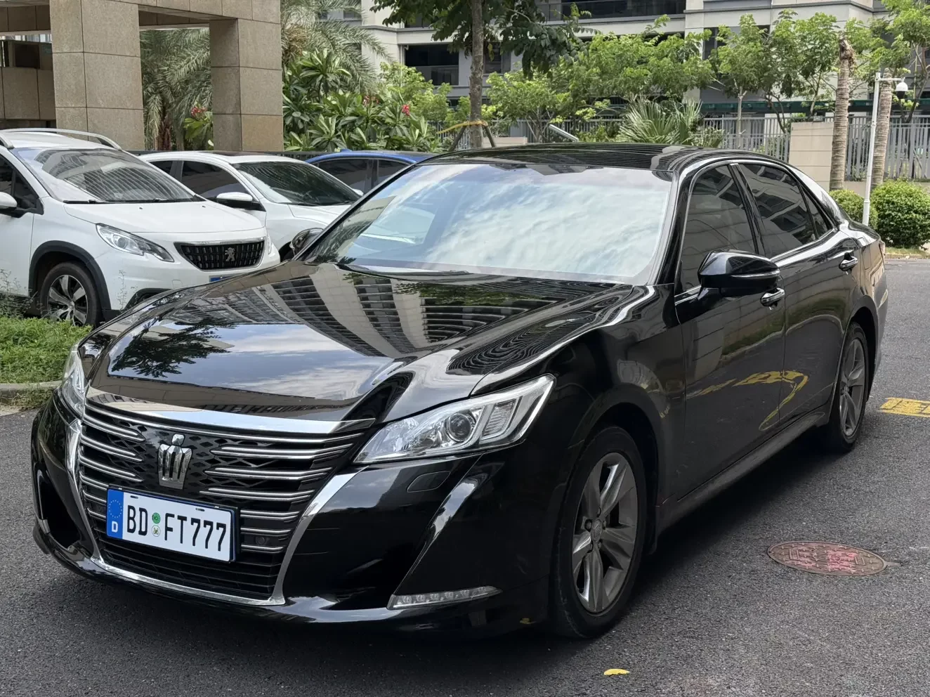 Toyota crown