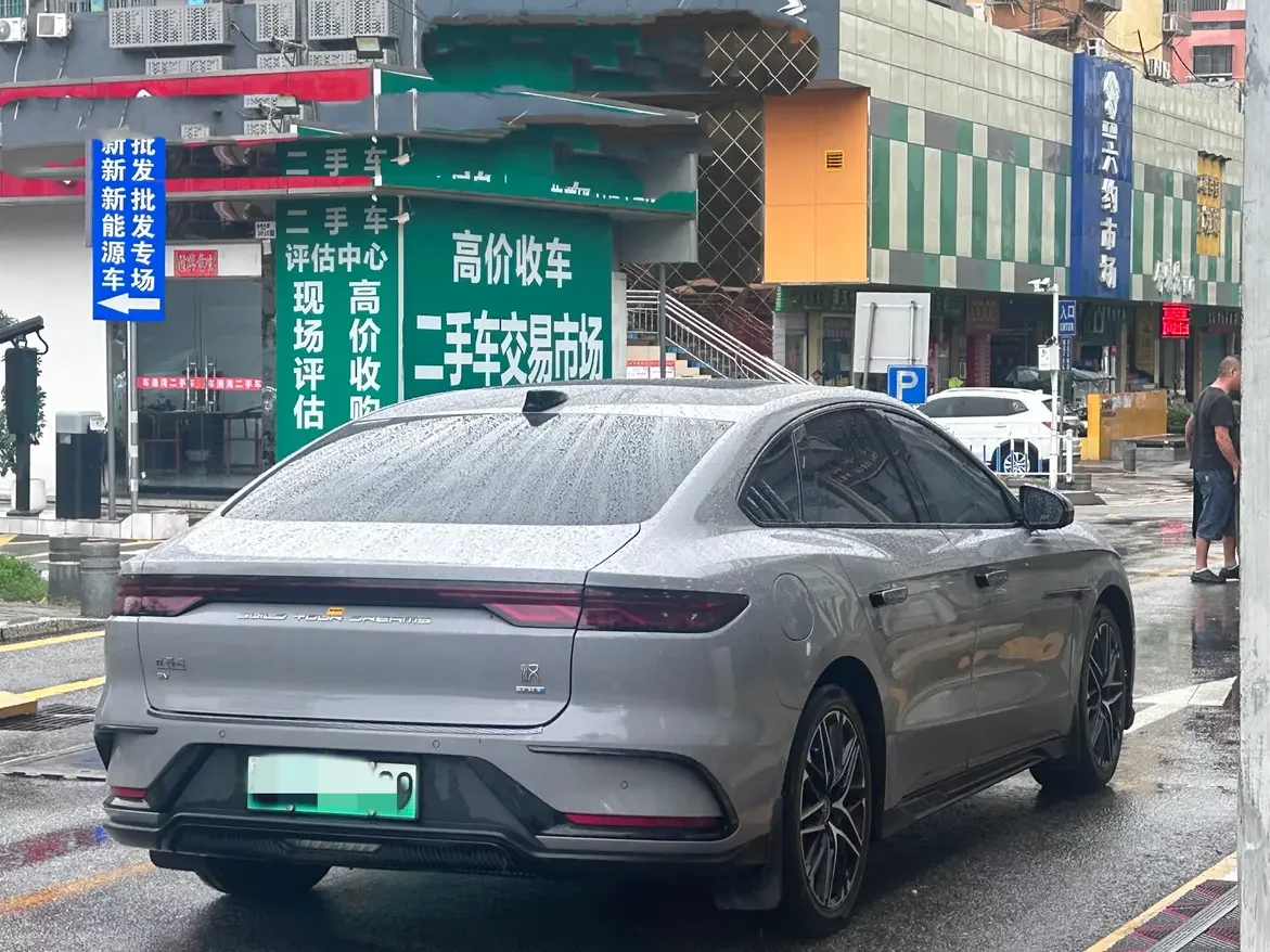 BYD Han EV