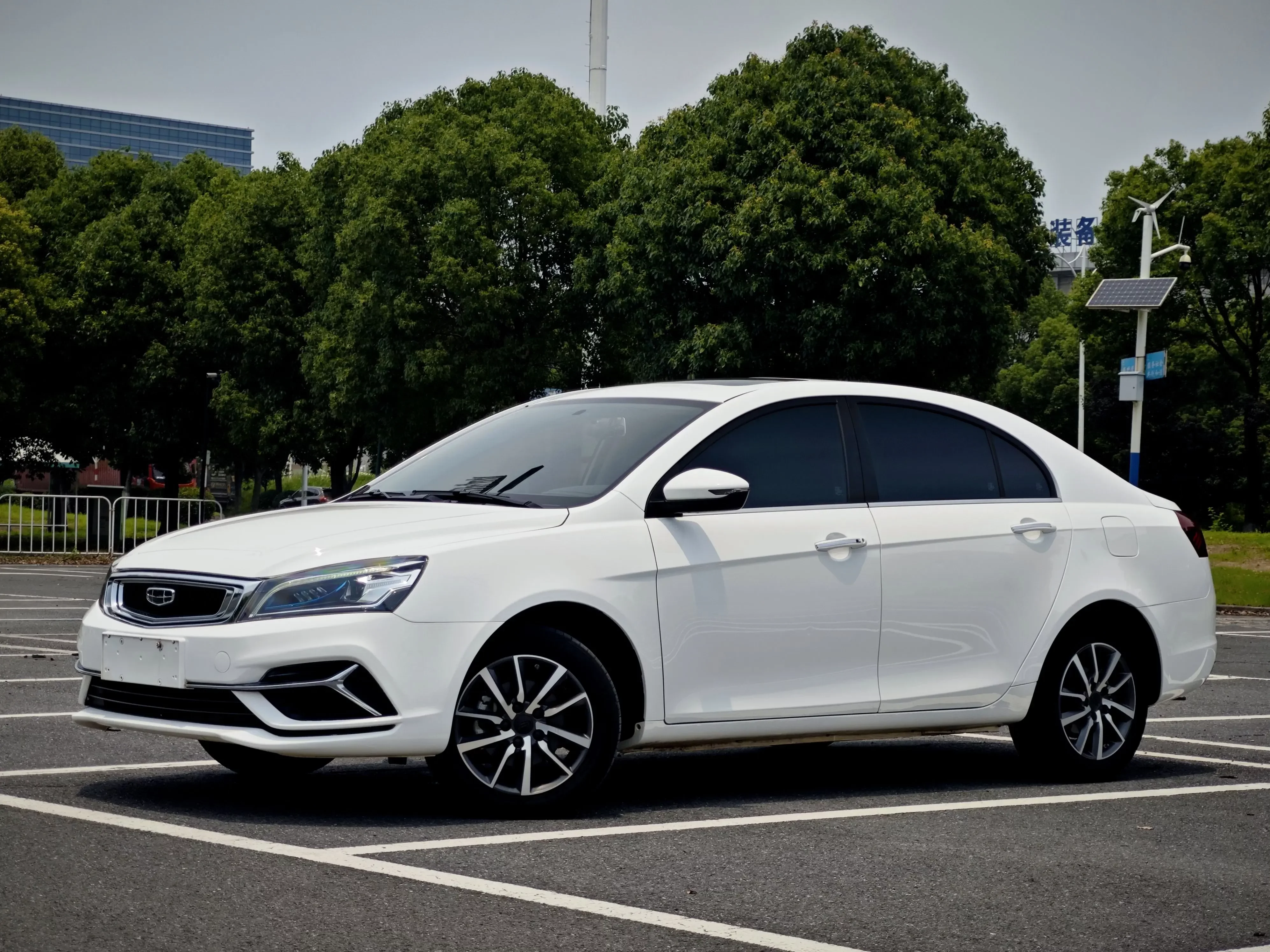 Geely emgrand