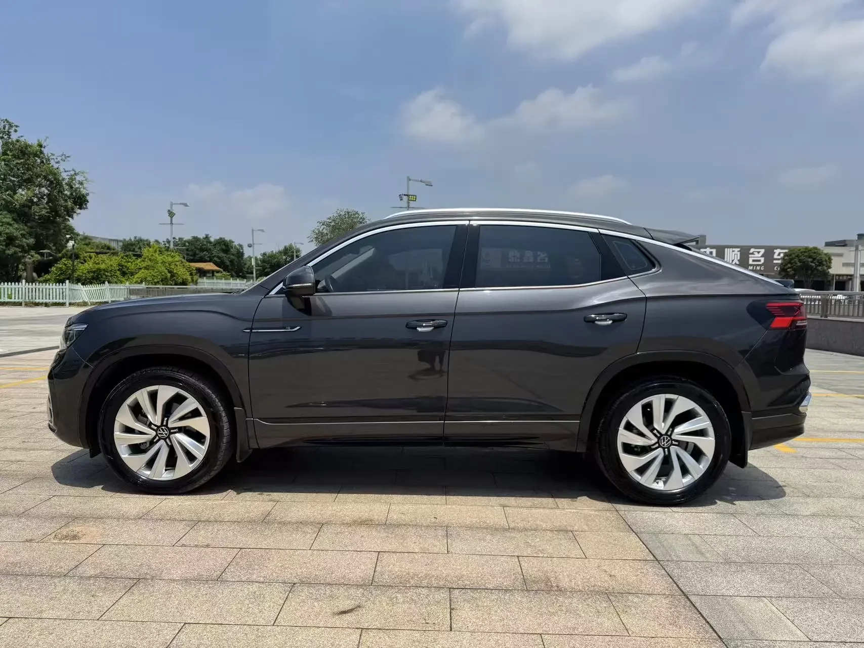 Volkswagen Tayron X