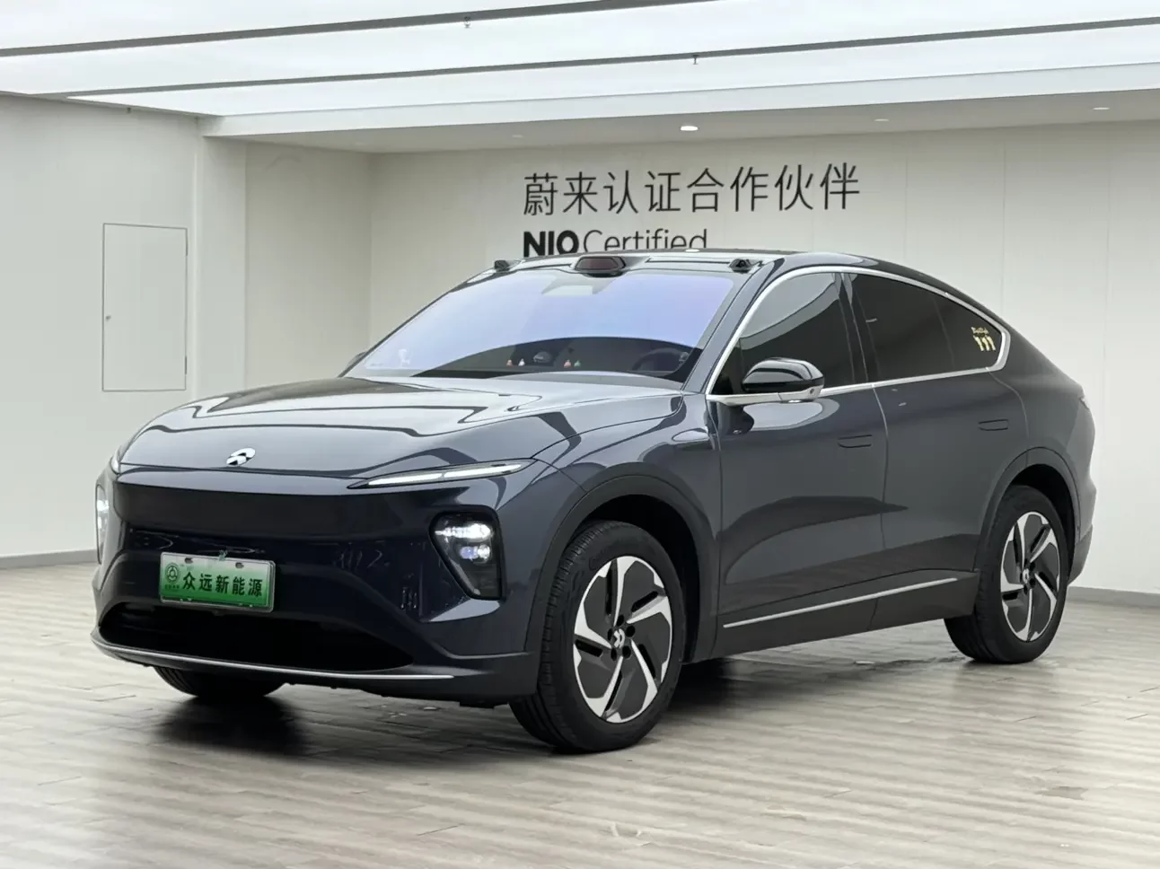 NIO EC7