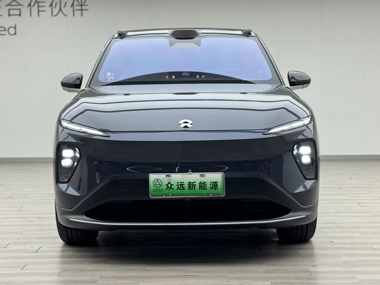 NIO EC7