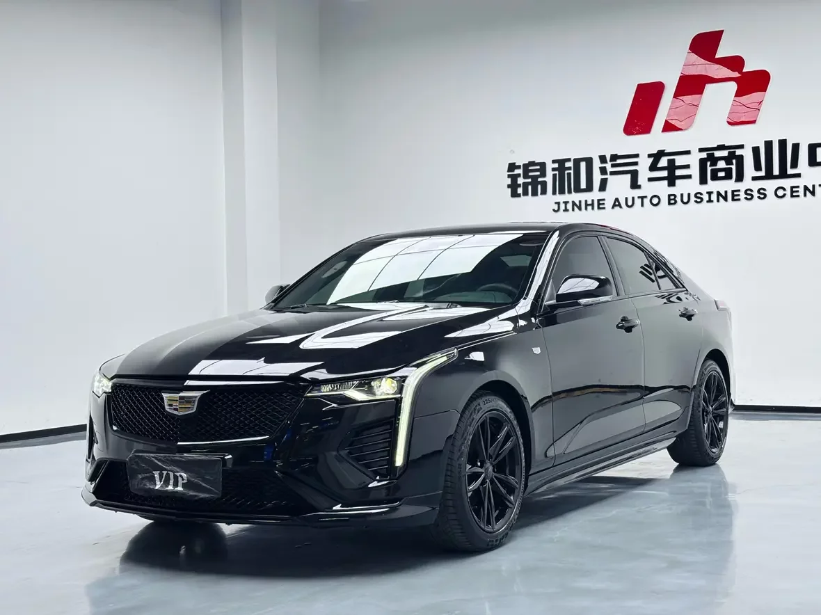 CADILLAC CT4