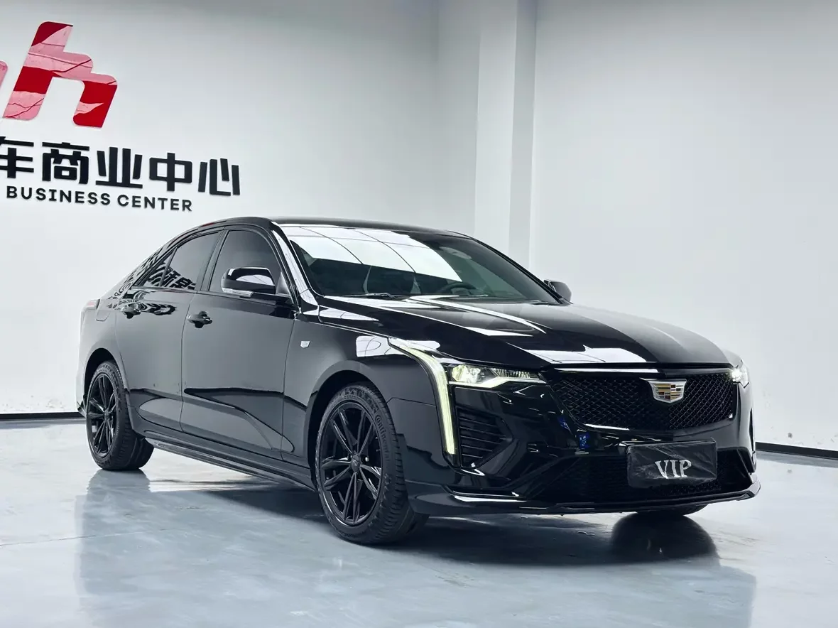 Cadillac CT4