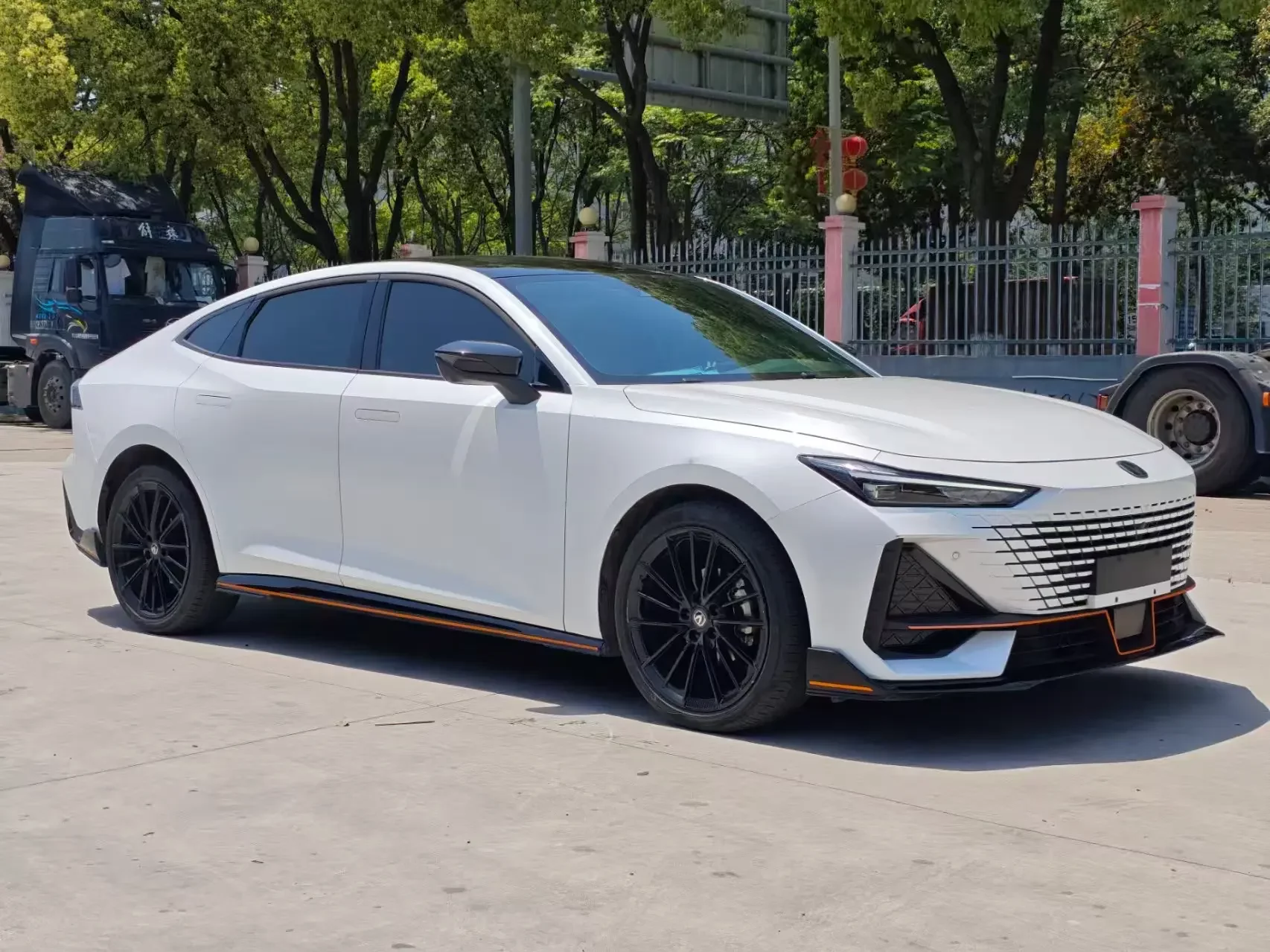 Changan UNI-V