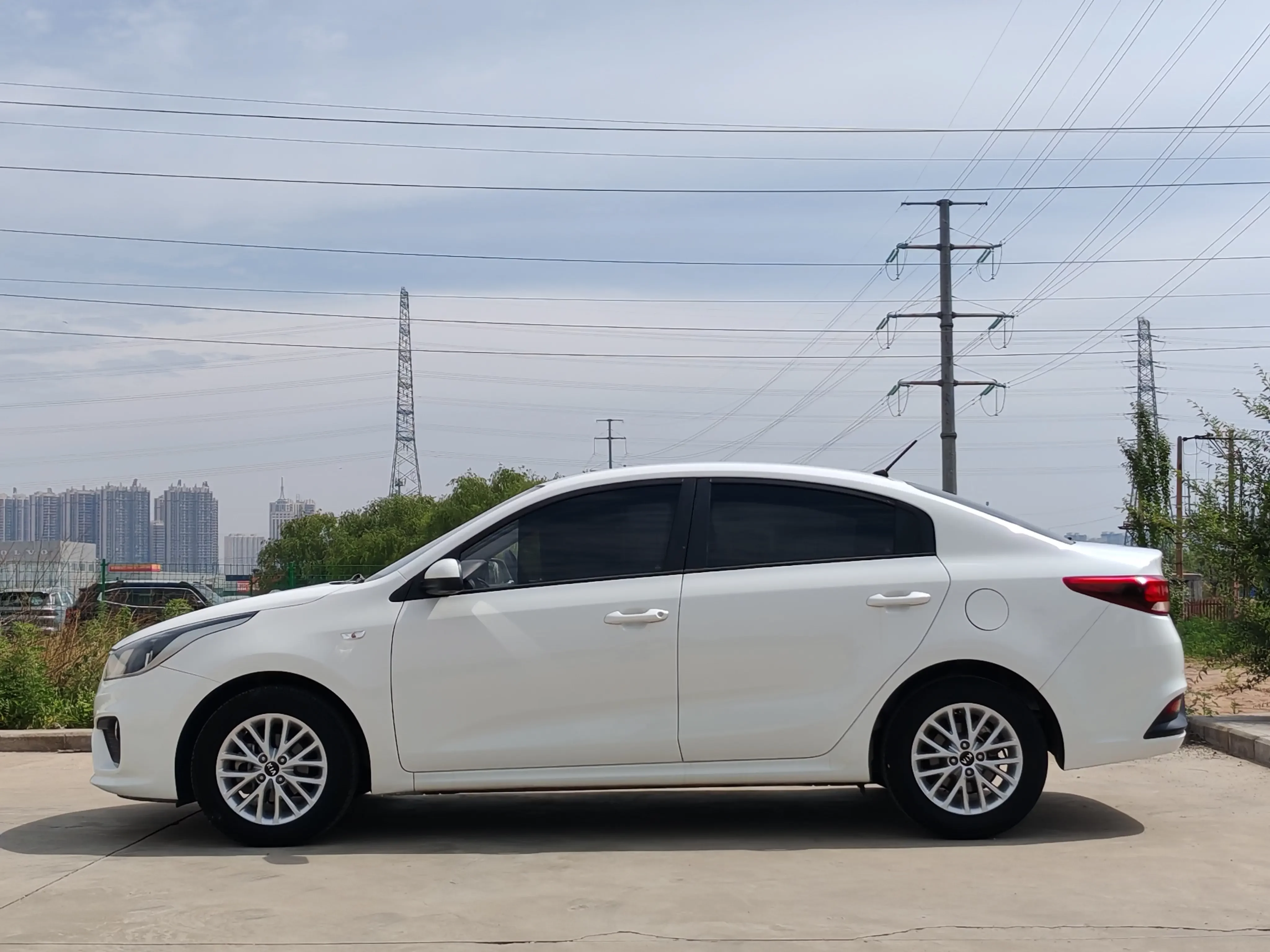 Kia K2