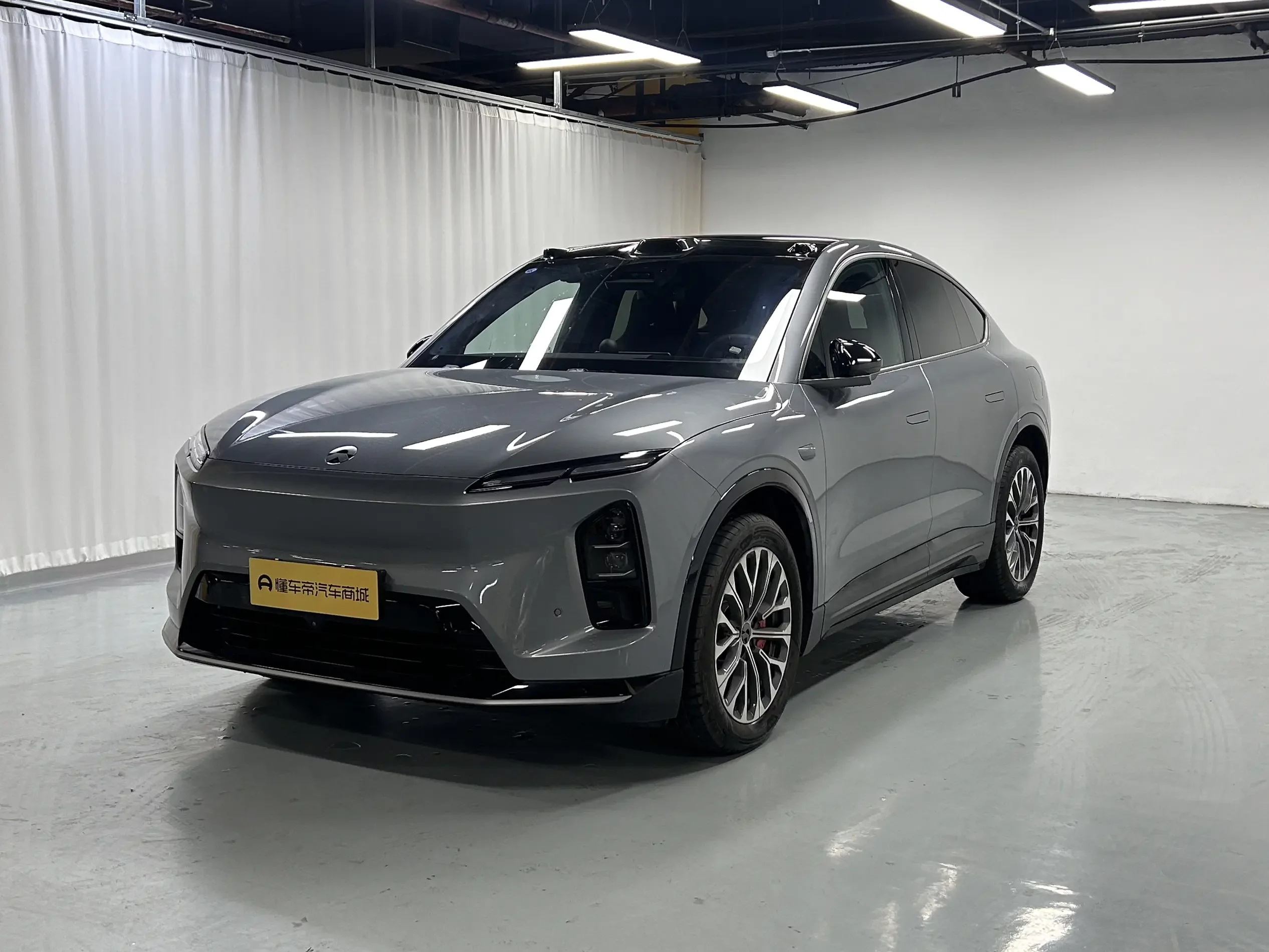 NIO EC6  из Китая