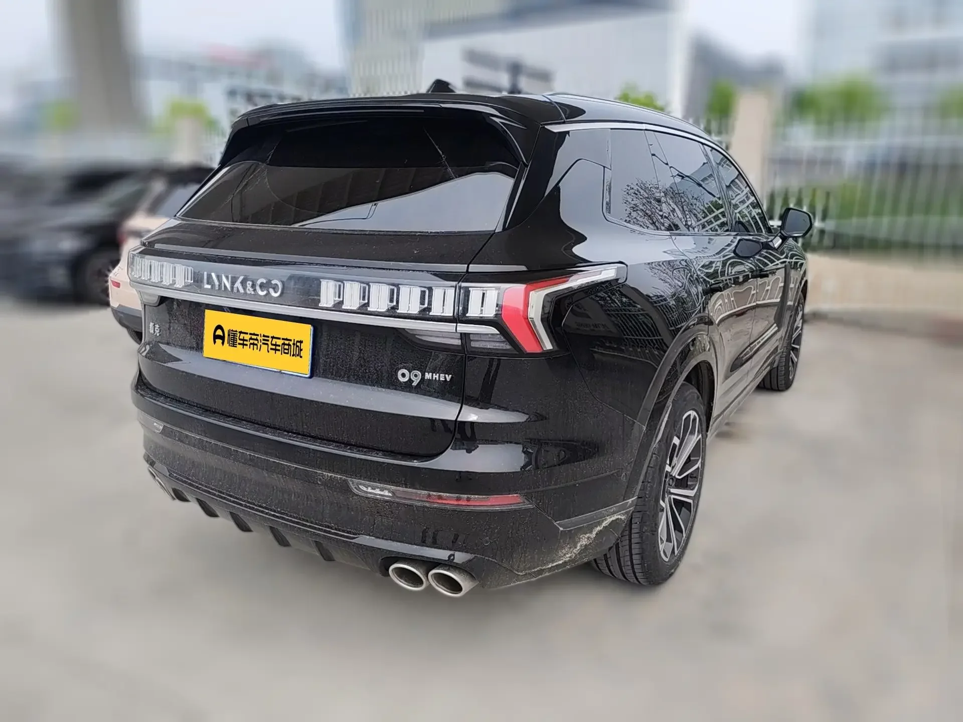 Lynk & Co 09