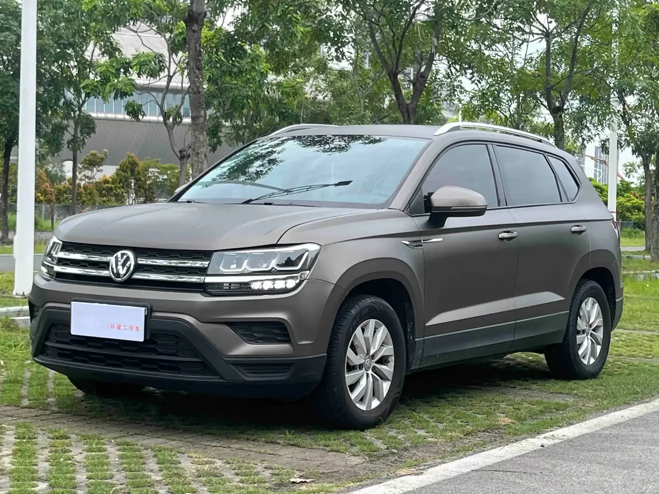 Volkswagen Tharu