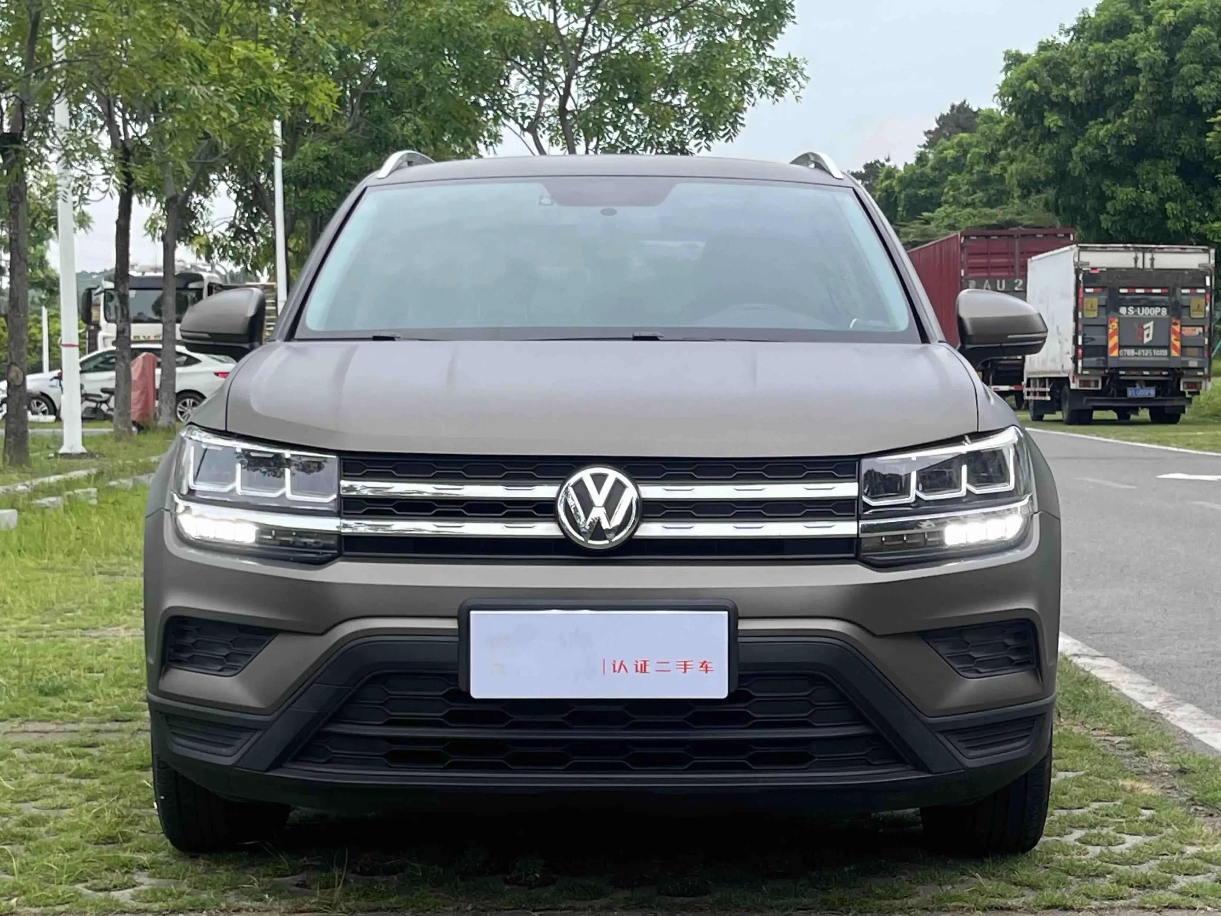 Volkswagen Tharu