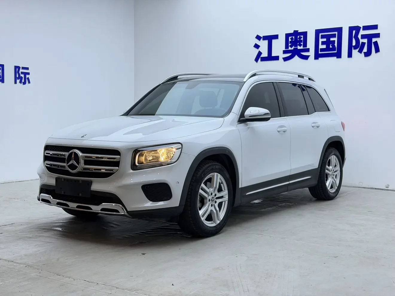 Mercedes-Benz GLB