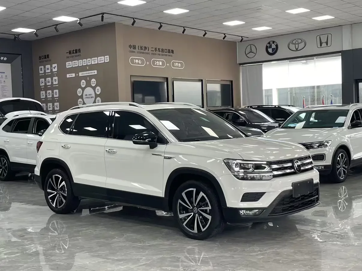 Volkswagen Tharu